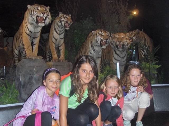 Village Camps International Summer Camp VDC Geneva 2016-08-12 https://www.villagecamps.com/journals_admin/images/803-34-HPIM7673.jpg