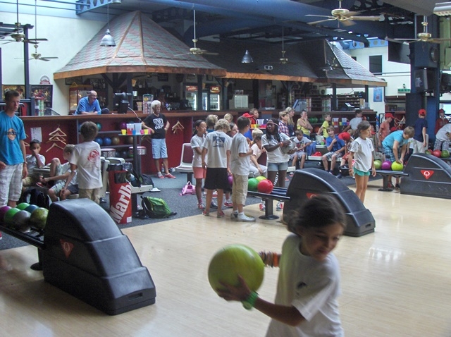 Village Camps International Summer Camp VDC Geneva 2016-08-12 https://www.villagecamps.com/journals_admin/images/803-34-HPIM7700.jpg