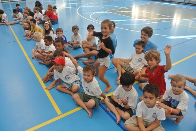 Village Camps International Summer Camp VDC Geneva 2016-08-12 https://www.villagecamps.com/journals_admin/images/804-34-DSC_1473.jpg