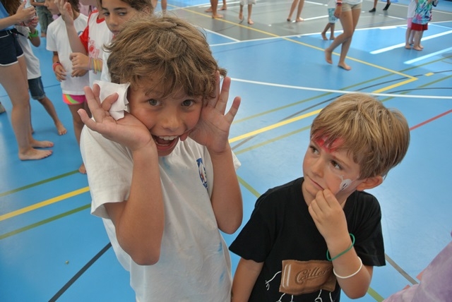 Village Camps International Summer Camp VDC Geneva 2016-08-12 https://www.villagecamps.com/journals_admin/images/804-34-DSC_1734.jpg