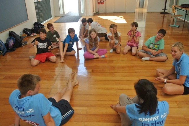 Village Camps International Summer Camp VDC Geneva 2016-08-12 https://www.villagecamps.com/journals_admin/images/805-34-DSC_2387.jpg