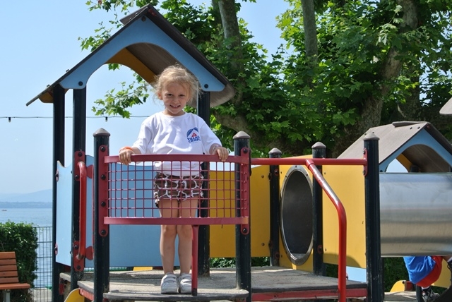 Village Camps International Summer Camp VDC Geneva 2016-08-12 https://www.villagecamps.com/journals_admin/images/806-34-DSC_2765.jpg