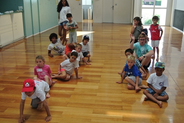 Village Camps International Summer Camp VDC Geneva 2016-08-12 https://www.villagecamps.com/journals_admin/images/807-34-DSC_2874.jpg
