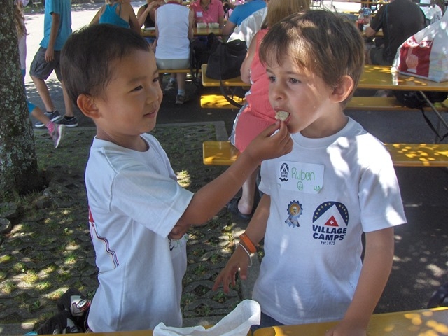 Village Camps International Summer Camp VDC Geneva 2016-08-12 https://www.villagecamps.com/journals_admin/images/807-34-HPIM7753.jpg