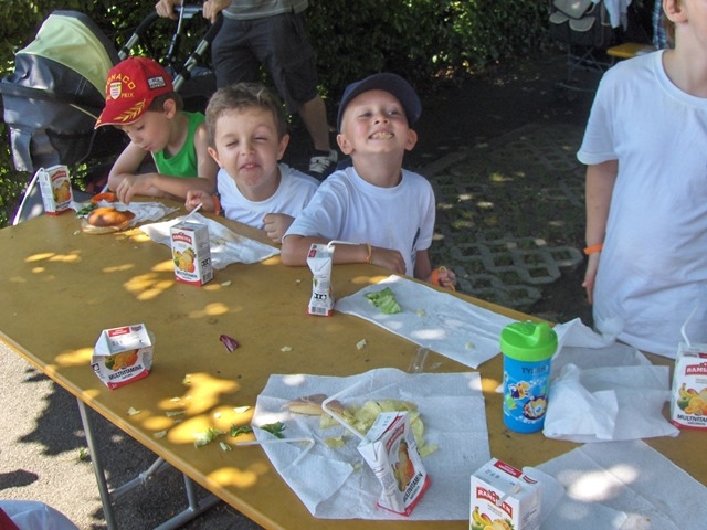 Village Camps International Summer Camp VDC Geneva 2016-08-12 https://www.villagecamps.com/journals_admin/images/807-34-HPIM7754.jpg