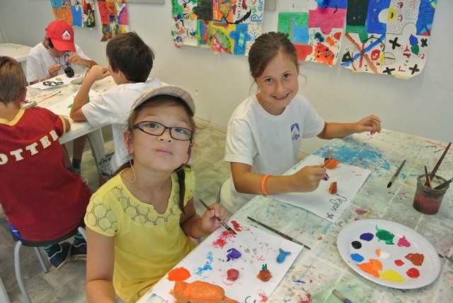 Village Camps International Summer Camp VDC Geneva 2016-08-12 https://www.villagecamps.com/journals_admin/images/808-34-DSC_3319.jpg