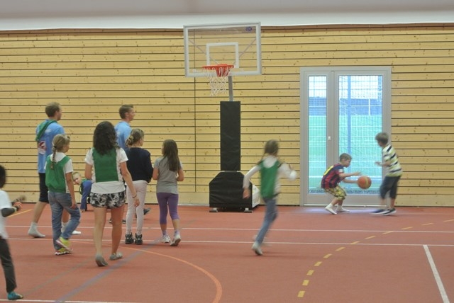 Village Camps International Summer Camp VDC Geneva 2016-08-12 https://www.villagecamps.com/journals_admin/images/810-34-DSC_5324.jpg