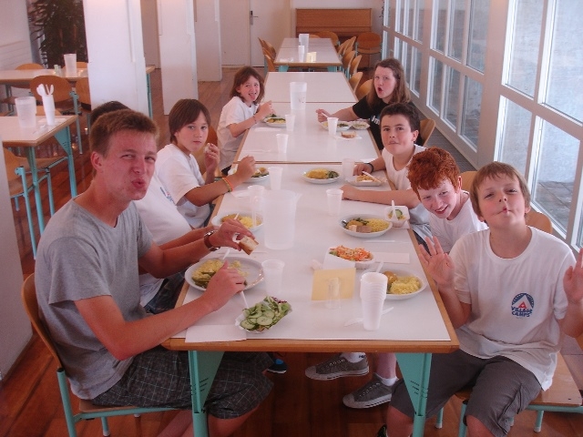 Village Camps International Summer Camp VDC Geneva 2016-08-12 https://www.villagecamps.com/journals_admin/images/811-34-DSC00805.jpg