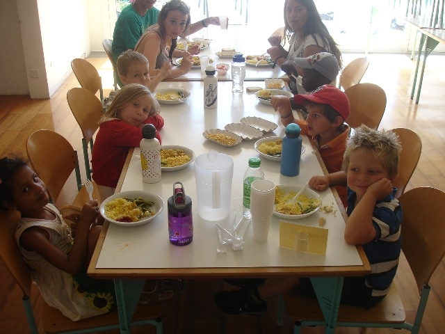 Village Camps International Summer Camp VDC Geneva 2016-08-12 https://www.villagecamps.com/journals_admin/images/811-34-DSC00807.jpg