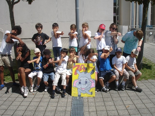 Village Camps International Summer Camp VDC Geneva 2016-08-12 https://www.villagecamps.com/journals_admin/images/812-34-DSC00871.jpg