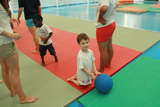 Village Camps International Summer Camp VDC Geneva 2016-08-12 https://www.villagecamps.com/journals_admin/images/812-34-IMG_2804.jpg
