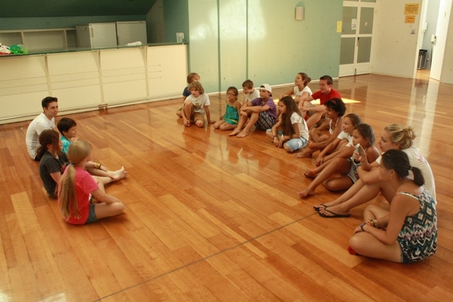 Village Camps International Summer Camp VDC Geneva 2016-08-12 https://www.villagecamps.com/journals_admin/images/813-34-IMG_2841.jpg