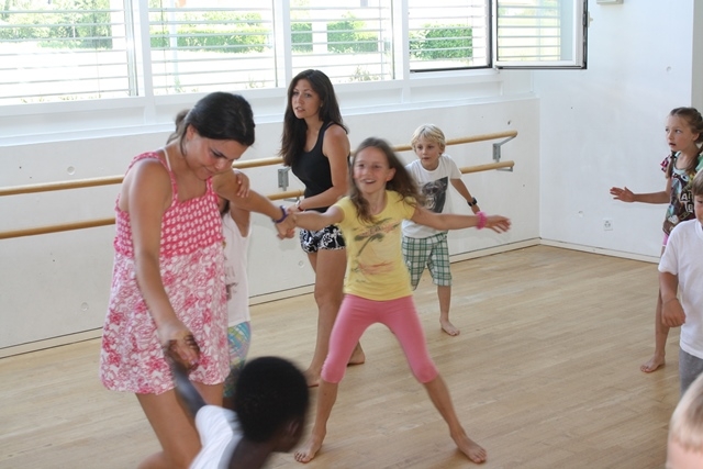 Village Camps International Summer Camp VDC Geneva 2016-08-12 https://www.villagecamps.com/journals_admin/images/813-34-IMG_2851.jpg