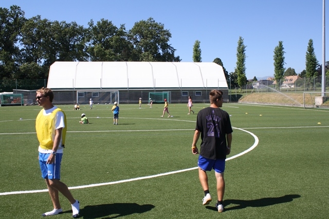 Village Camps International Summer Camp VDC Geneva 2016-08-12 https://www.villagecamps.com/journals_admin/images/813-34-IMG_2881.jpg