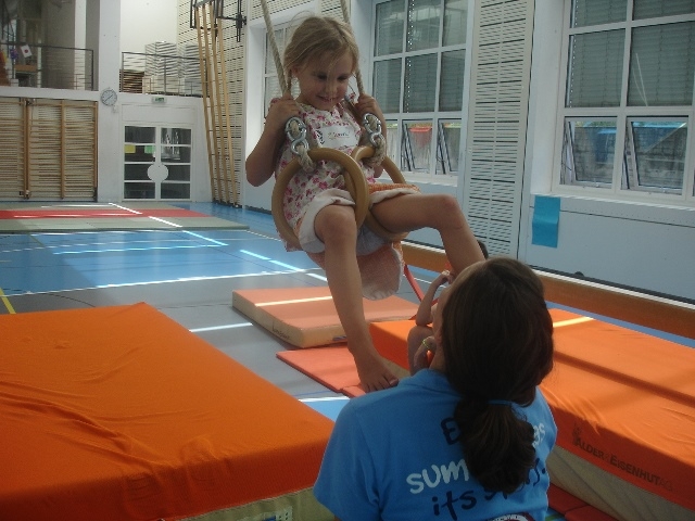 Village Camps International Summer Camp VDC Geneva 2016-08-12 https://www.villagecamps.com/journals_admin/images/815-34-DSC01387.jpg