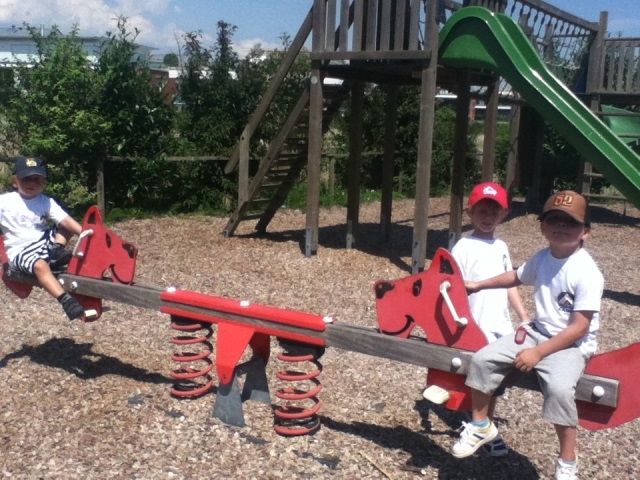 Village Camps International Summer Camp VDC Geneva 2016-08-12 https://www.villagecamps.com/journals_admin/images/816-34-IMG_2244.jpg