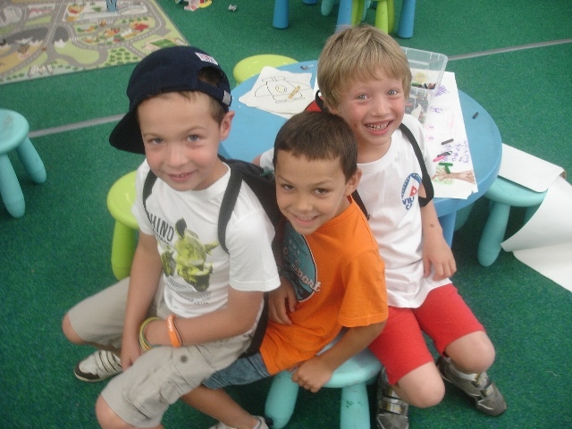 Village Camps International Summer Camp VDC Geneva 2016-08-12 https://www.villagecamps.com/journals_admin/images/817-34-DSC01662.jpg