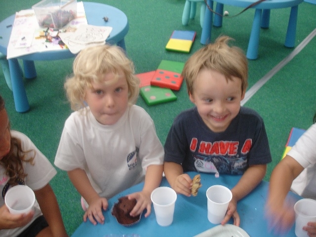 Village Camps International Summer Camp VDC Geneva 2016-08-12 https://www.villagecamps.com/journals_admin/images/817-34-DSC01711.jpg