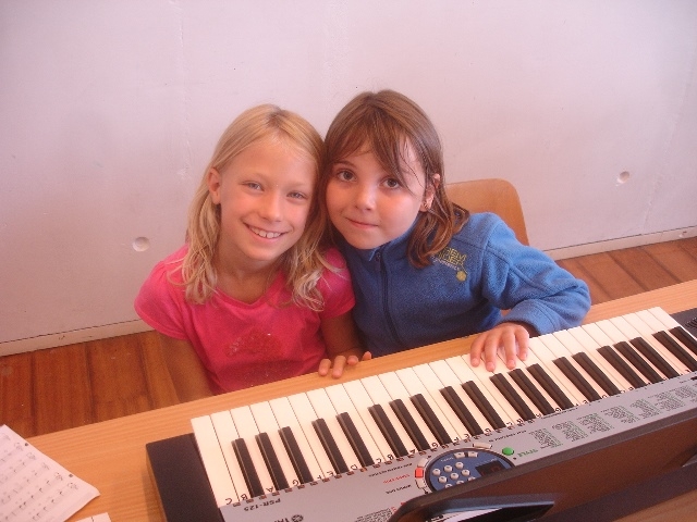 Village Camps International Summer Camp VDC Geneva 2016-08-12 https://www.villagecamps.com/journals_admin/images/818-34-DSC01748.jpg