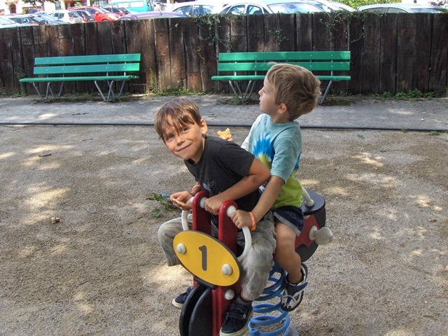 Village Camps International Summer Camp VDC Geneva 2016-08-12 https://www.villagecamps.com/journals_admin/images/819-34-HPIM8015.jpg