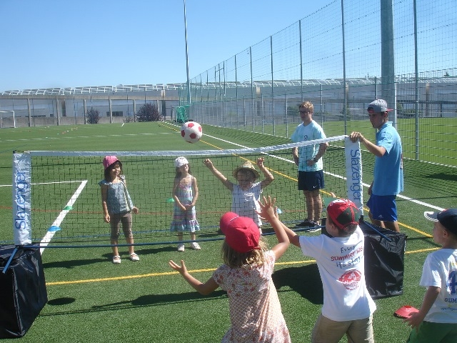 Village Camps International Summer Camp VDC Geneva 2016-08-12 https://www.villagecamps.com/journals_admin/images/820-34-DSC01916.jpg