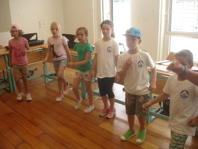 Village Camps International Summer Camp VDC Geneva 2016-08-12 https://www.villagecamps.com/journals_admin/images/820-34-DSC02017.jpg