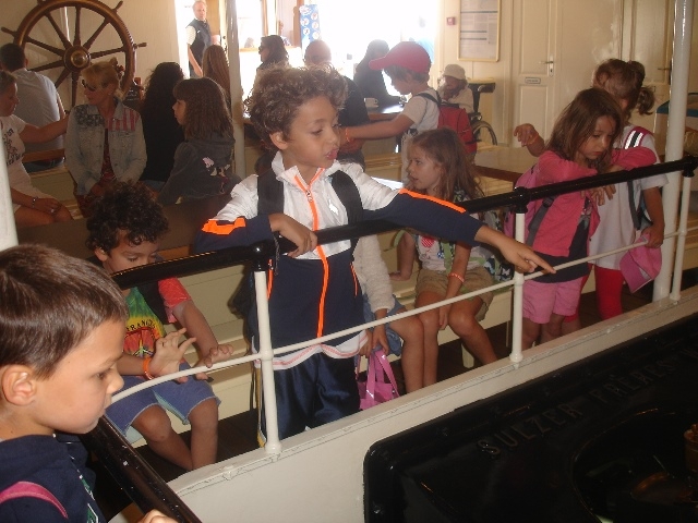 Village Camps International Summer Camp VDC Geneva 2016-08-12 https://www.villagecamps.com/journals_admin/images/823-34-DSC02551.jpg