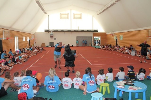Village Camps International Summer Camp VDC Geneva 2016-08-12 https://www.villagecamps.com/journals_admin/images/824-34-IMG_7800.jpg