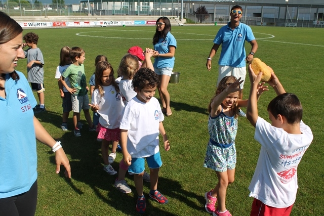 Village Camps International Summer Camp VDC Geneva 2016-08-12 https://www.villagecamps.com/journals_admin/images/824-34-IMG_7954.jpg