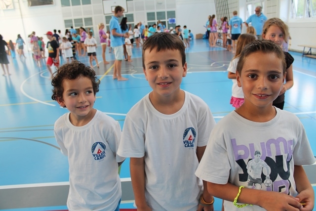 Village Camps International Summer Camp VDC Geneva 2016-08-12 https://www.villagecamps.com/journals_admin/images/824-34-IMG_8106.jpg