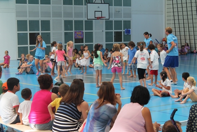 Village Camps International Summer Camp VDC Geneva 2016-08-12 https://www.villagecamps.com/journals_admin/images/824-34-IMG_8191.jpg