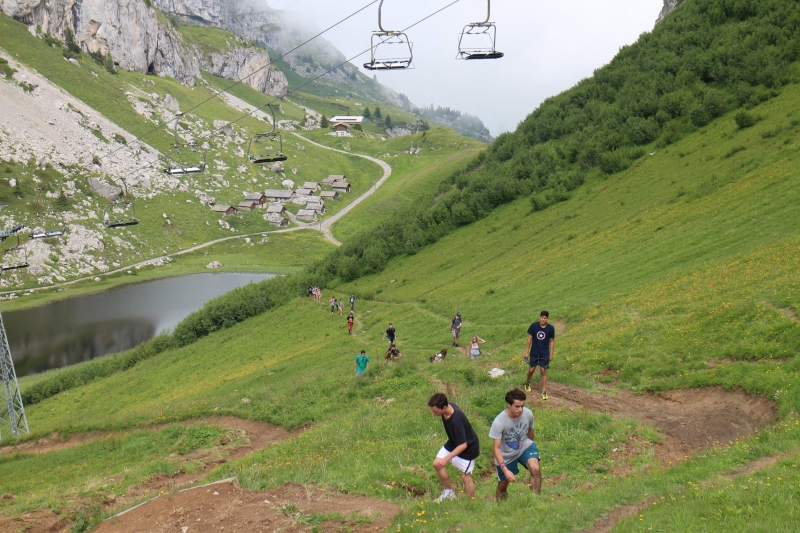 Village Camps International Summer Camp LTC, Leysin 2024-07-22 https://www.villagecamps.com/journals_admin/images/1093-16-IMG_1754.jpg