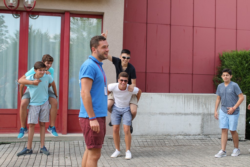 Village Camps International Summer Camp LTC, Leysin 2024-07-22 https://www.villagecamps.com/journals_admin/images/1340-0581-IMG_7643.jpg