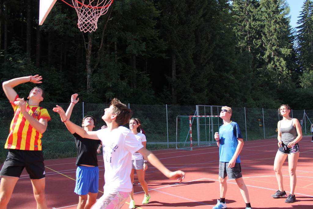 Village Camps International Summer Camp LTC, Leysin 2024-07-22 https://www.villagecamps.com/journals_admin/images/1343-4478-IMG_8393.jpg