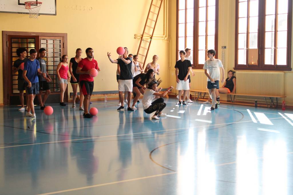 Village Camps International Summer Camp LTC, Leysin 2024-07-22 https://www.villagecamps.com/journals_admin/images/1348-1419-IMG_8789.jpg