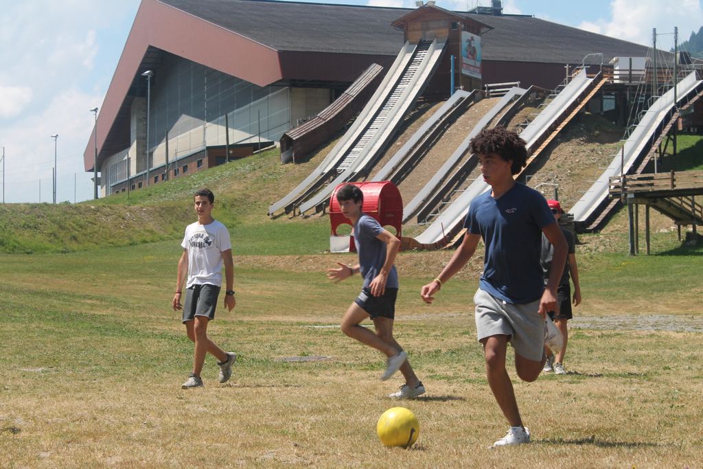 Village Camps International Summer Camp LTC, Leysin 2024-07-22 https://www.villagecamps.com/journals_admin/images/1353-5982-IMG_0268.jpg