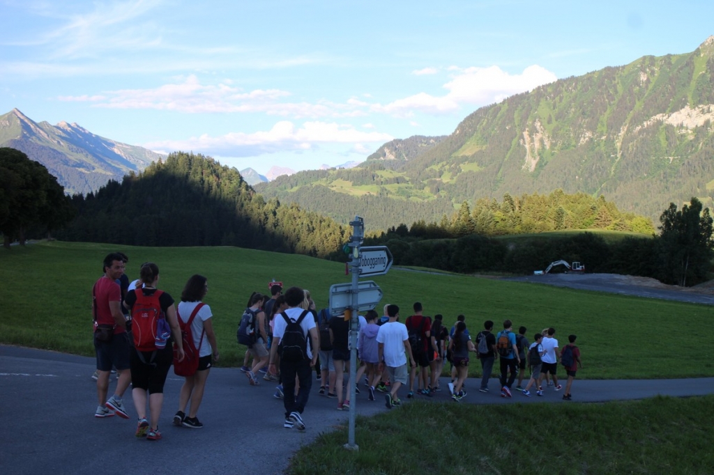 Village Camps International Summer Camp LTC, Leysin 2024-07-22 https://www.villagecamps.com/journals_admin/images/1607-2596-IMG_5745.jpg
