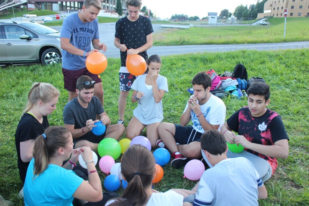 Village Camps International Summer Camp LTC, Leysin 2024-07-22 https://www.villagecamps.com/journals_admin/images/1607-2707-IMG_5787.jpg