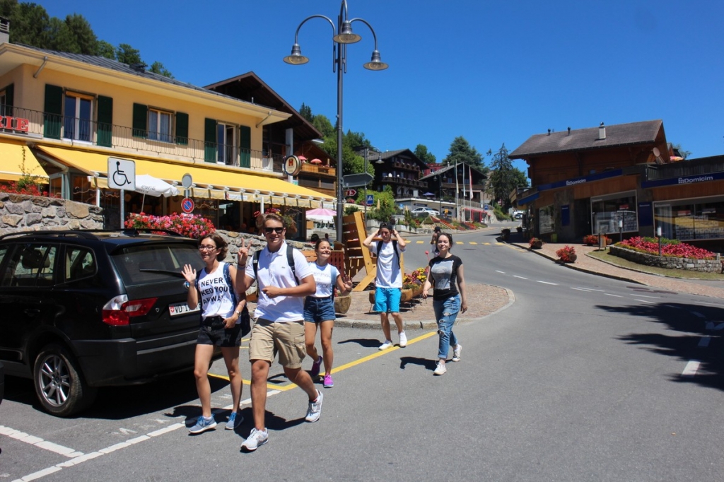 Village Camps International Summer Camp LTC, Leysin 2024-07-22 https://www.villagecamps.com/journals_admin/images/1608-0571-IMG_5889.jpg