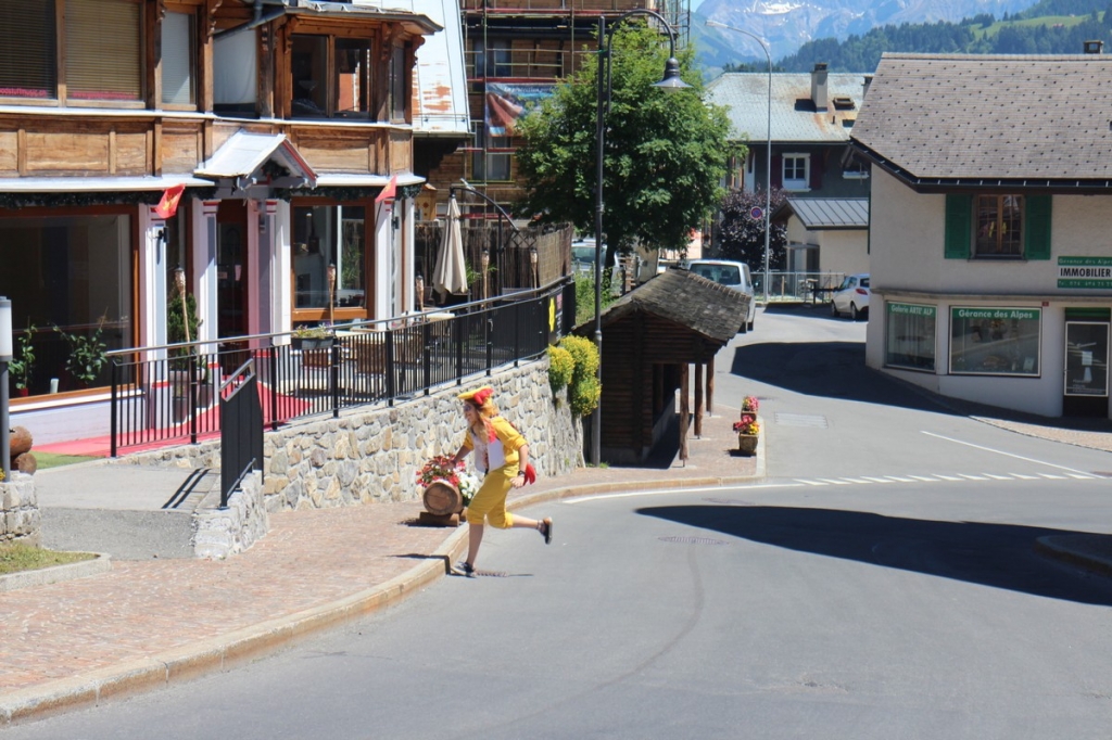 Village Camps International Summer Camp LTC, Leysin 2024-07-22 https://www.villagecamps.com/journals_admin/images/1608-0571-IMG_5893.jpg