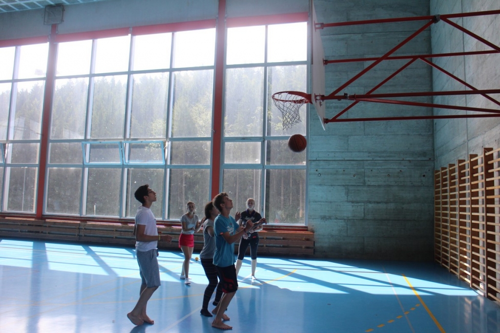 Village Camps International Summer Camp LTC, Leysin 2024-07-22 https://www.villagecamps.com/journals_admin/images/1613-5563-IMG_6796.jpg