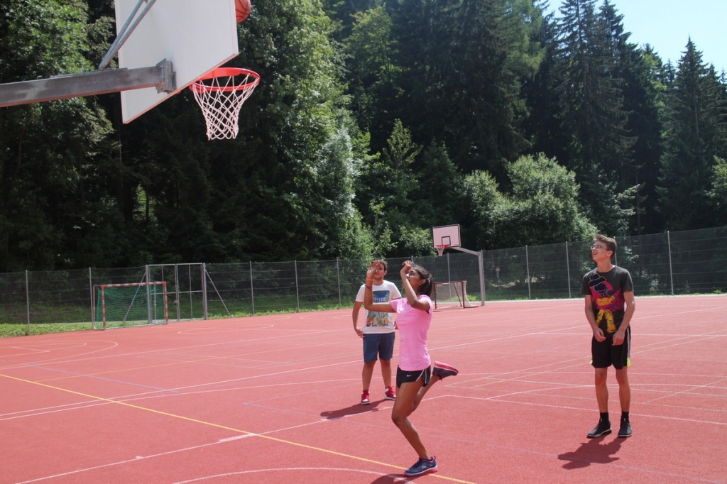 Village Camps International Summer Camp LTC, Leysin 2024-07-22 https://www.villagecamps.com/journals_admin/images/1613-5629-IMG_6872.jpg