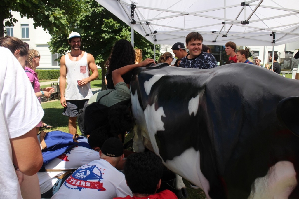 Village Camps International Summer Camp LTC, Leysin 2024-07-22 https://www.villagecamps.com/journals_admin/images/1618-9821-IMG_7582.jpg