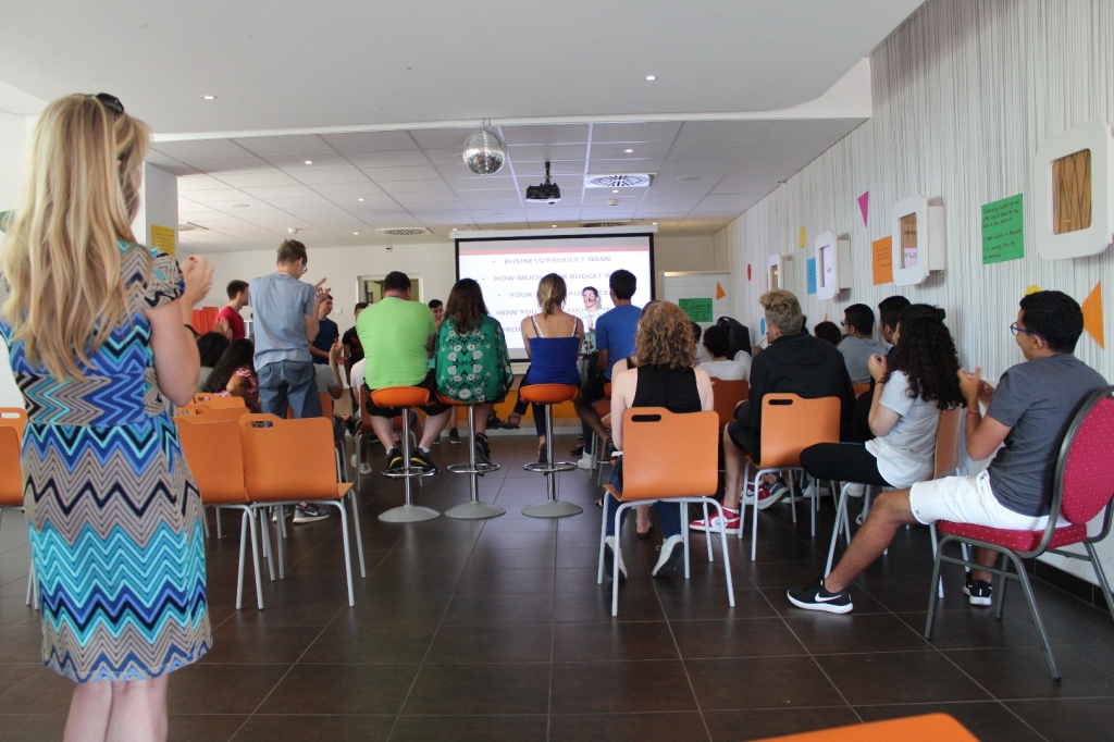 Village Camps International Summer Camp LTC, Leysin 2024-07-22 https://www.villagecamps.com/journals_admin/images/1851-0375-IMG_1212.jpg