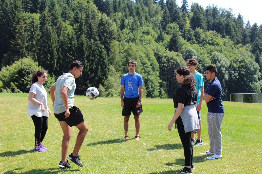 Village Camps International Summer Camp LTC, Leysin 2024-07-22 https://www.villagecamps.com/journals_admin/images/1851-0802-IMG_1448.jpg