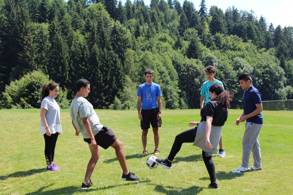 Village Camps International Summer Camp LTC, Leysin 2024-07-22 https://www.villagecamps.com/journals_admin/images/1851-0828-IMG_1451.jpg