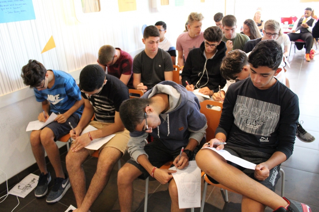 Village Camps International Summer Camp LTC, Leysin 2024-07-22 https://www.villagecamps.com/journals_admin/images/1853-8852-IMG_2545.jpg