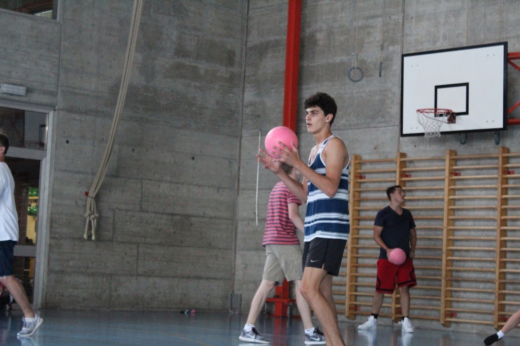 Village Camps International Summer Camp LTC, Leysin 2024-07-22 https://www.villagecamps.com/journals_admin/images/1856-7863-IMG_3717.jpg