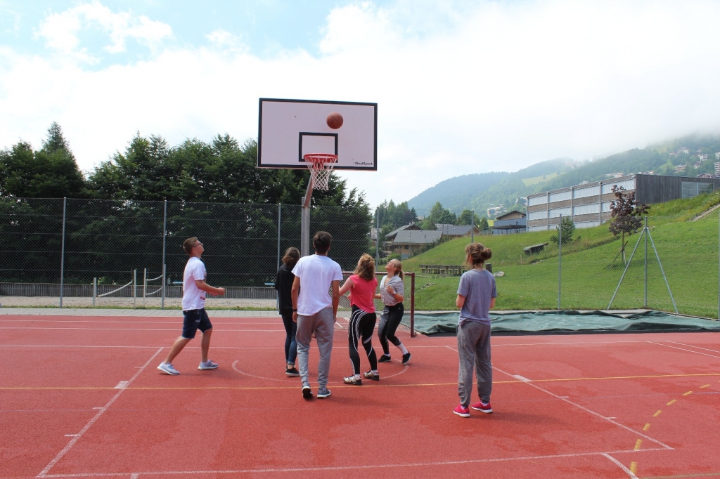 Village Camps International Summer Camp LTC, Leysin 2024-07-22 https://www.villagecamps.com/journals_admin/images/1856-7971-IMG_3775.jpg