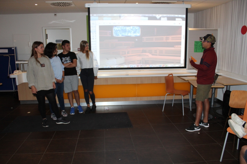 Village Camps International Summer Camp LTC, Leysin 2024-07-22 https://www.villagecamps.com/journals_admin/images/1858-0388-IMG_4773.jpg